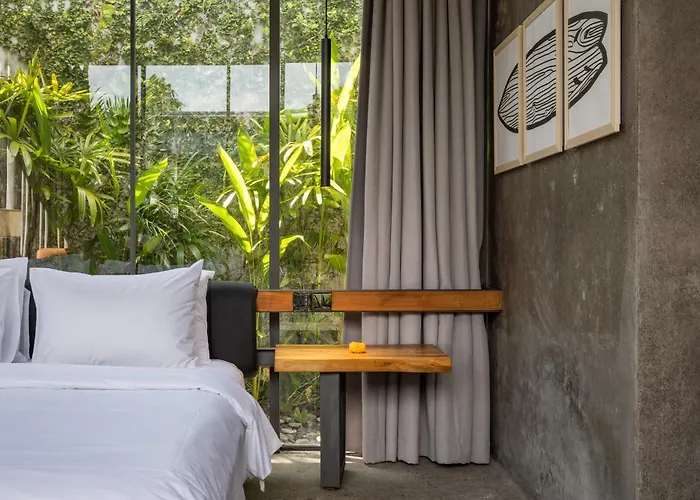 Luxury Industrial With Sauna And Highend Amenities Seminyak