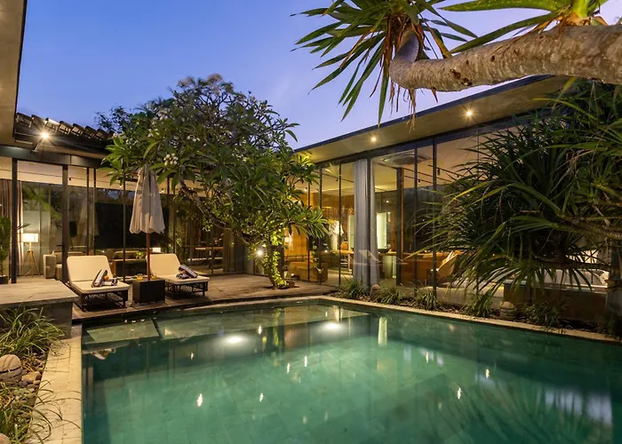 Villa Luxury Industrial With Sauna And Highend Amenities Seminyak