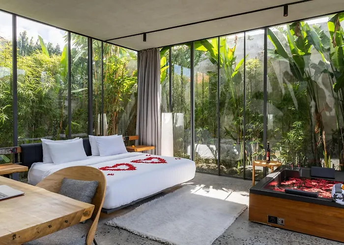 Luxury Industrial With Sauna And Highend Amenities Seminyak