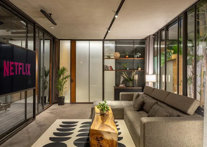 Luxury Industrial With Sauna And Highend Amenities * Seminyak
